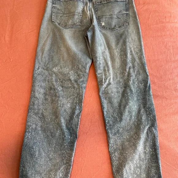New American Eagle women’s paisley bandana print boyfriend jeans 4L fits 6 - Picture 10 of 16